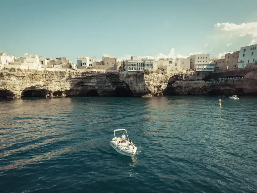 Boat tour along the cliffs of Polignano a Mare